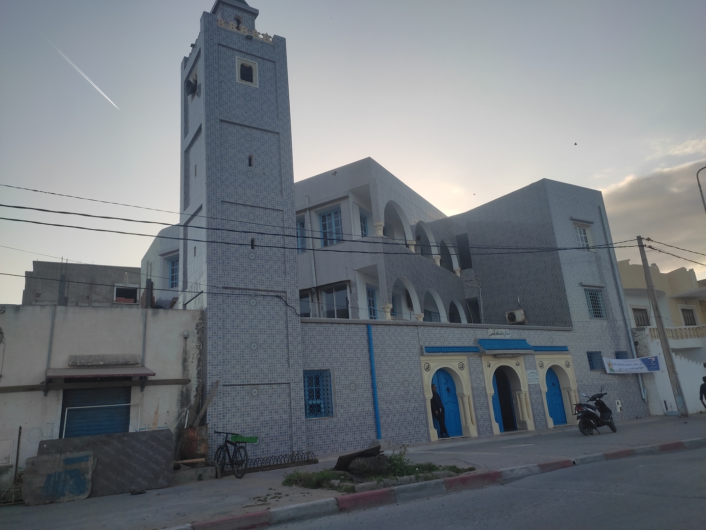 Photo de الجامع الكبير بزرمدين