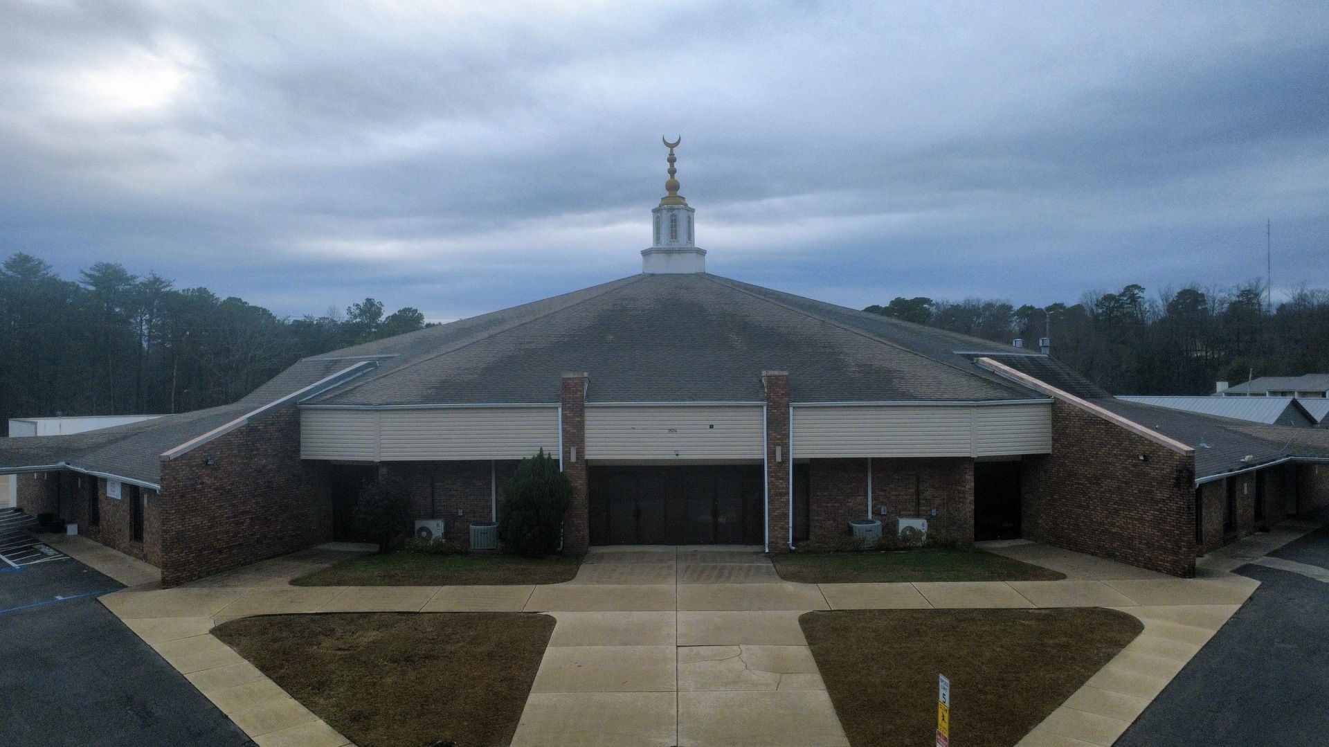Photo of Hoover Crescent Islamic Center