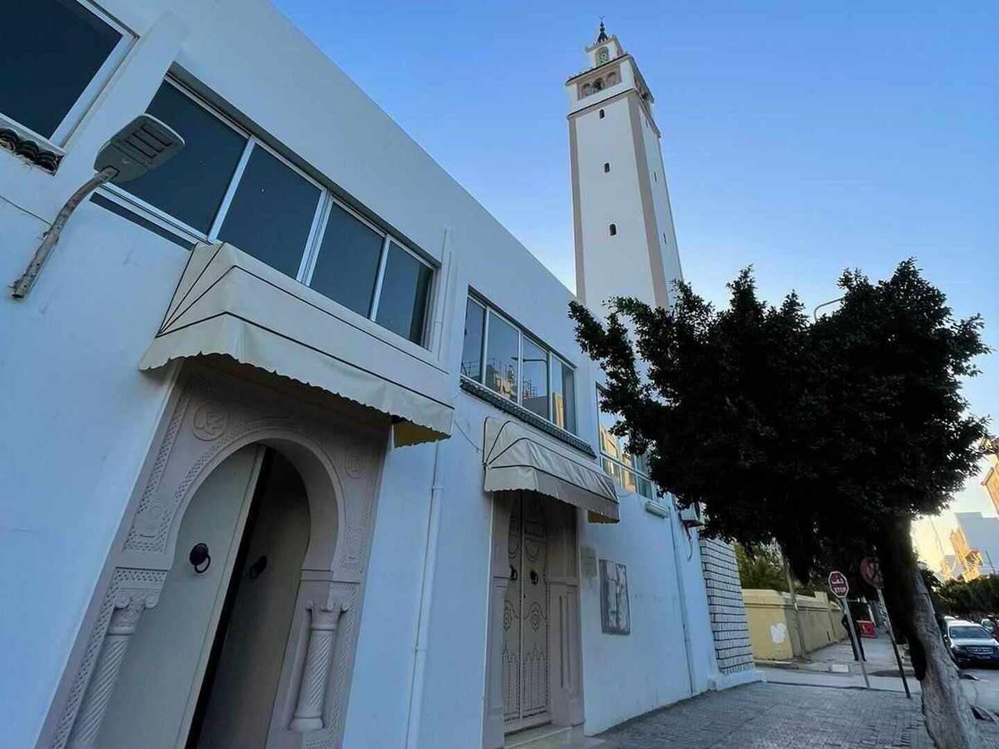 Photo de جـــامـــع العزيز رادس ملـيـان