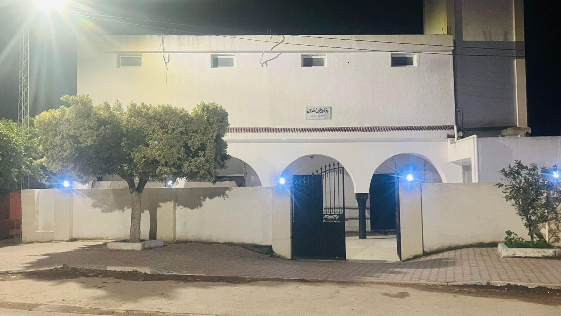 Photo de جامع ابن خلدون سيدي سعد