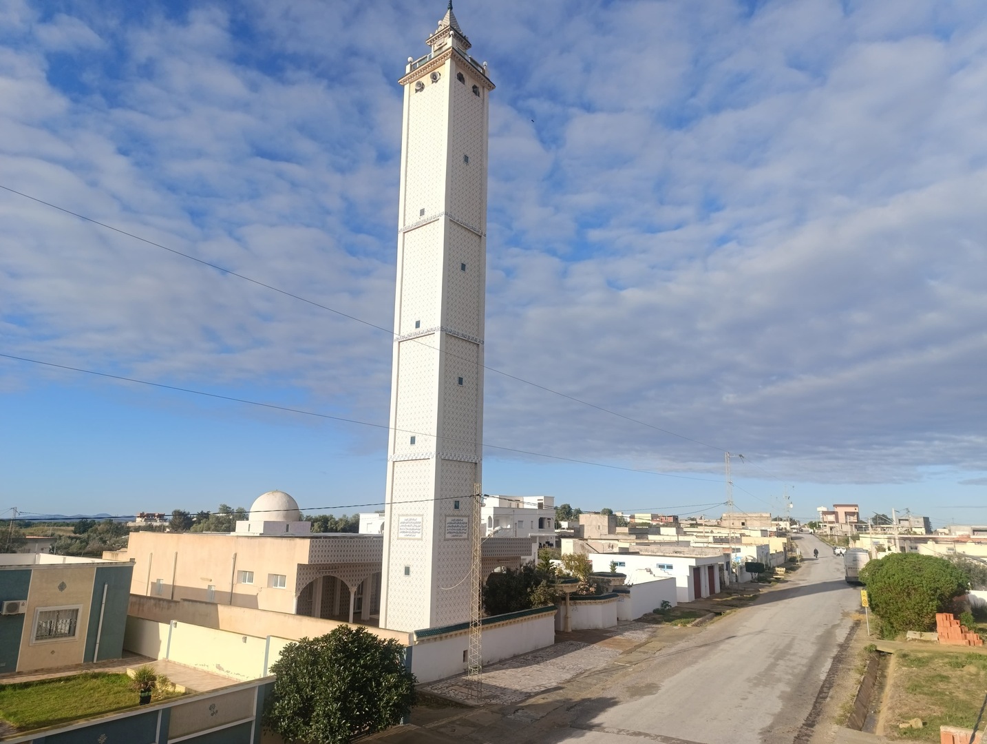 Photo de جامع عمر ابن الخطاب بئر الجدي