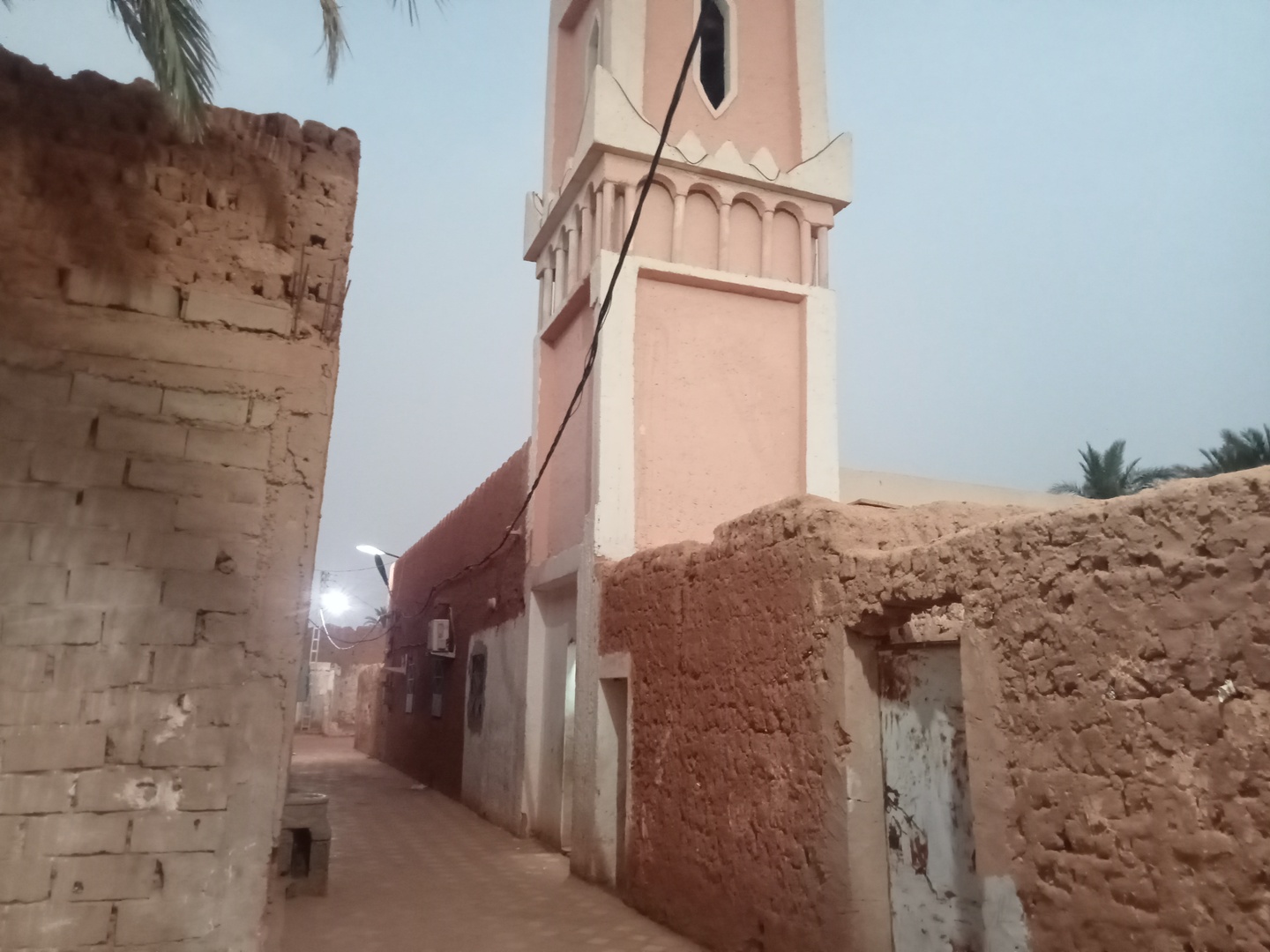 Photo de مسجد علي بن أبي طالب المنصور